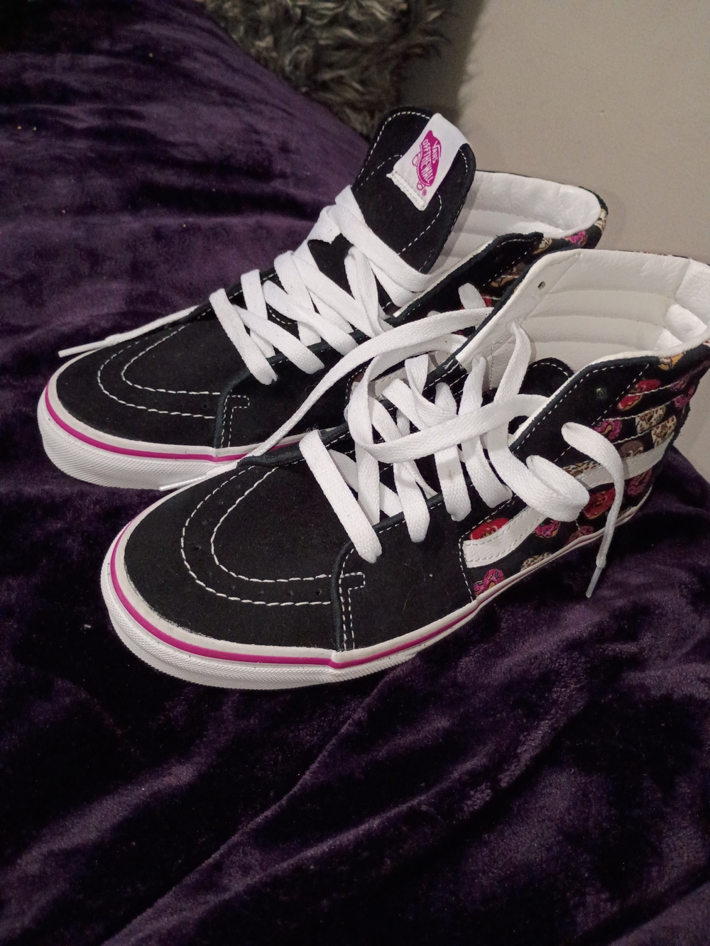 Vans Sk8-Hi Black Pink Accent Floral High-Top Sneakers